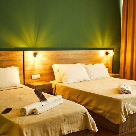 Yzberishti Arc Hotel Tirana מראה חיצוני תמונה