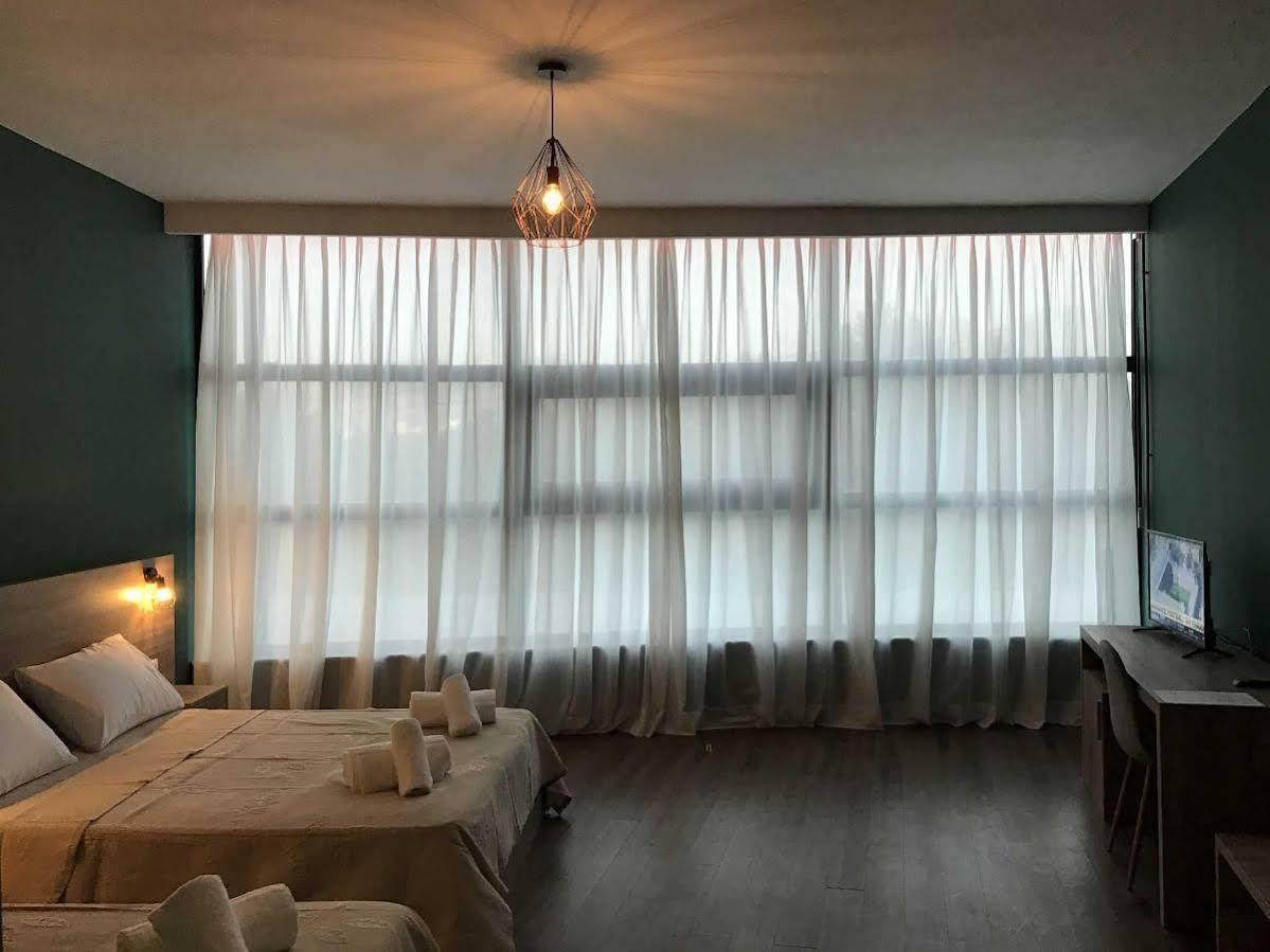 Yzberishti Arc Hotel Tirana מראה חיצוני תמונה