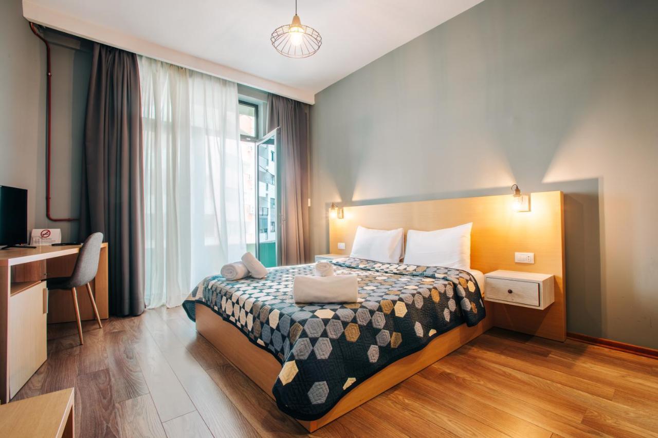 Yzberishti Arc Hotel Tirana מראה חיצוני תמונה