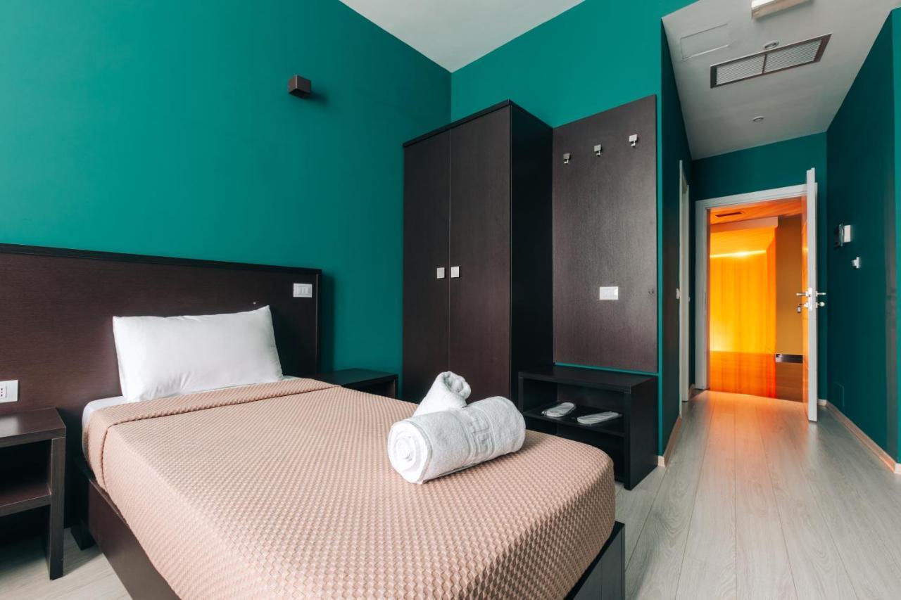 Yzberishti Arc Hotel Tirana מראה חיצוני תמונה