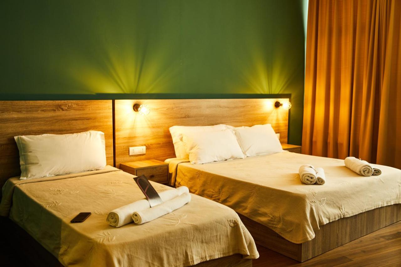 Yzberishti Arc Hotel Tirana מראה חיצוני תמונה