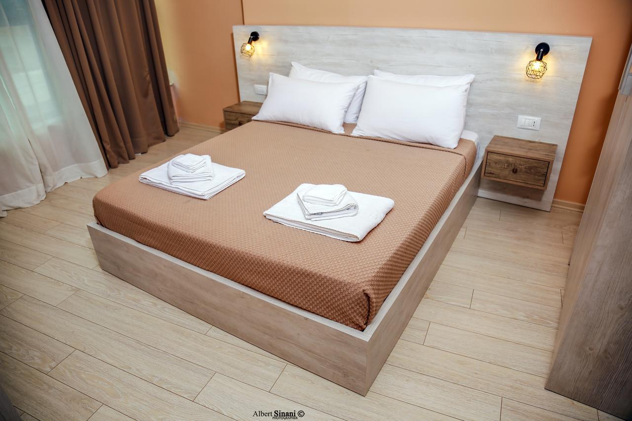 Yzberishti Arc Hotel Tirana מראה חיצוני תמונה