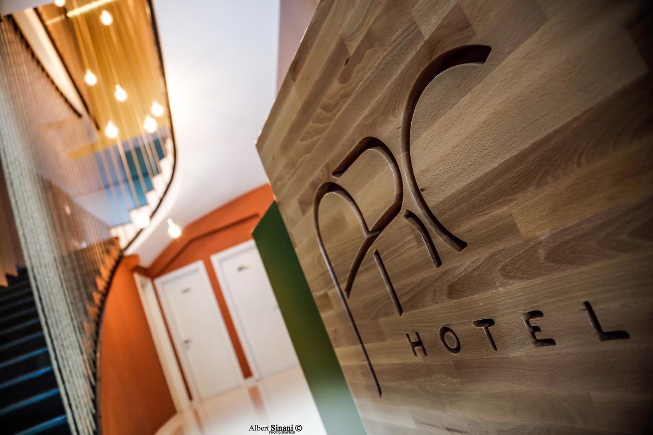Yzberishti Arc Hotel Tirana מראה חיצוני תמונה